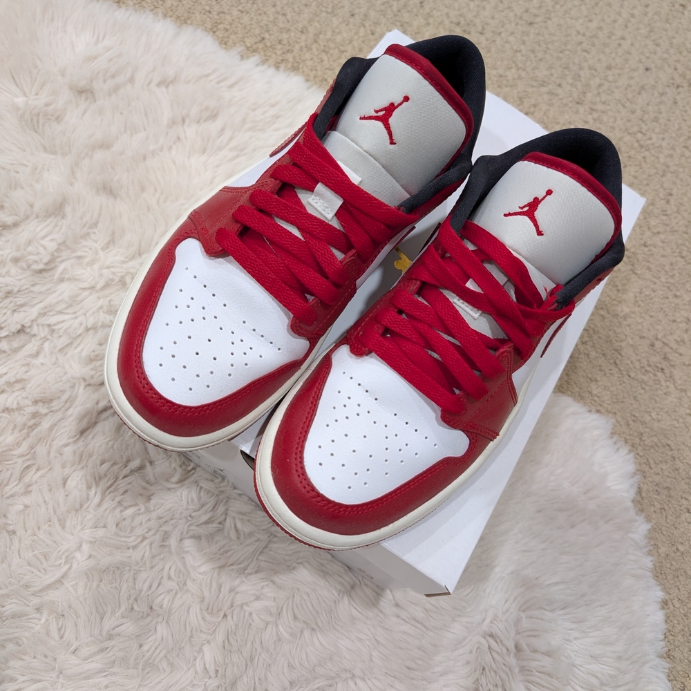 Nike Black and Red Sneakers